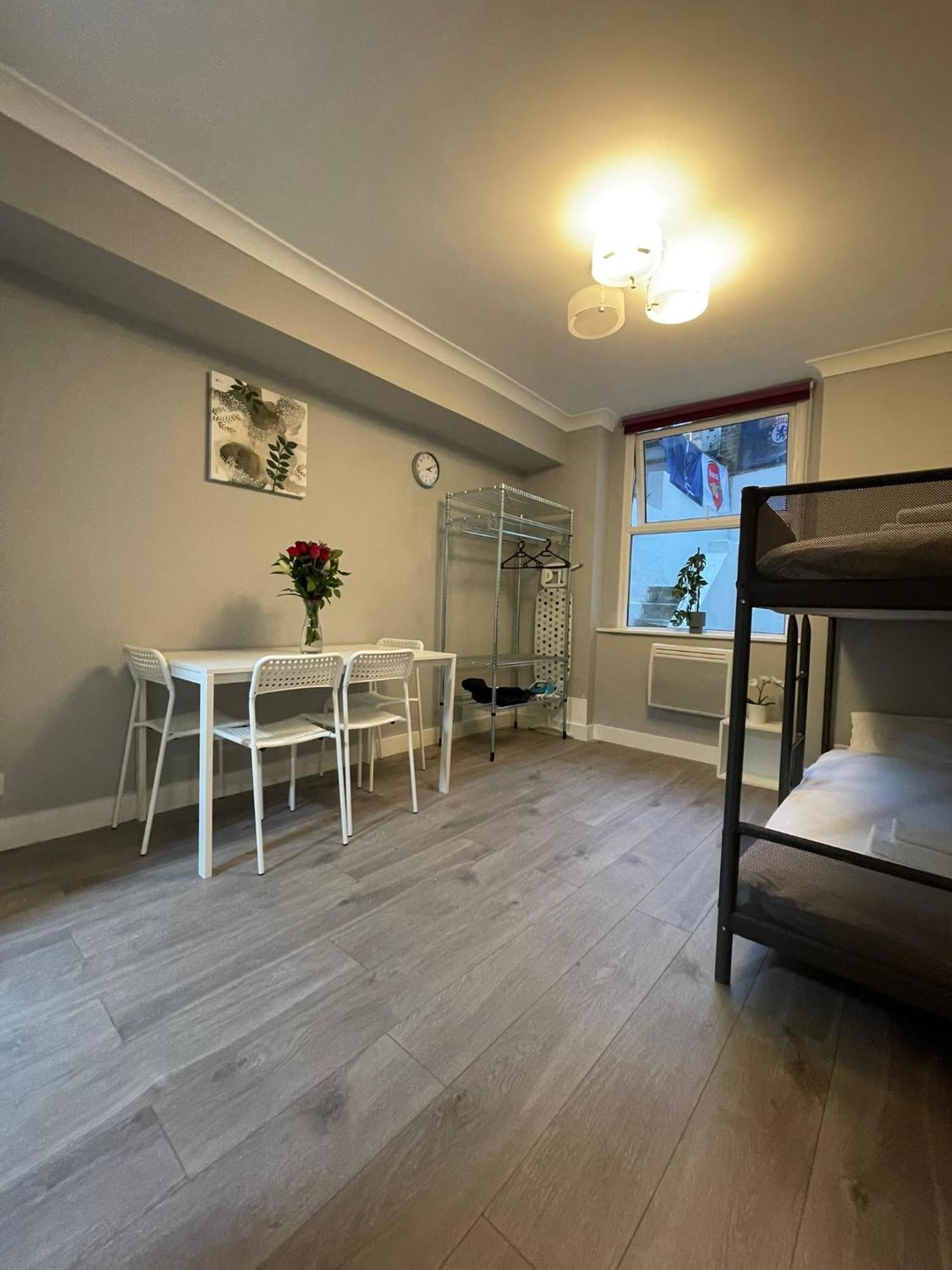 Westminster Inn Londra Dış mekan fotoğraf
